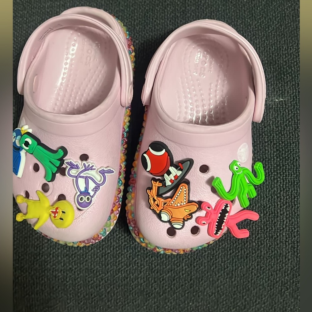 Crocs